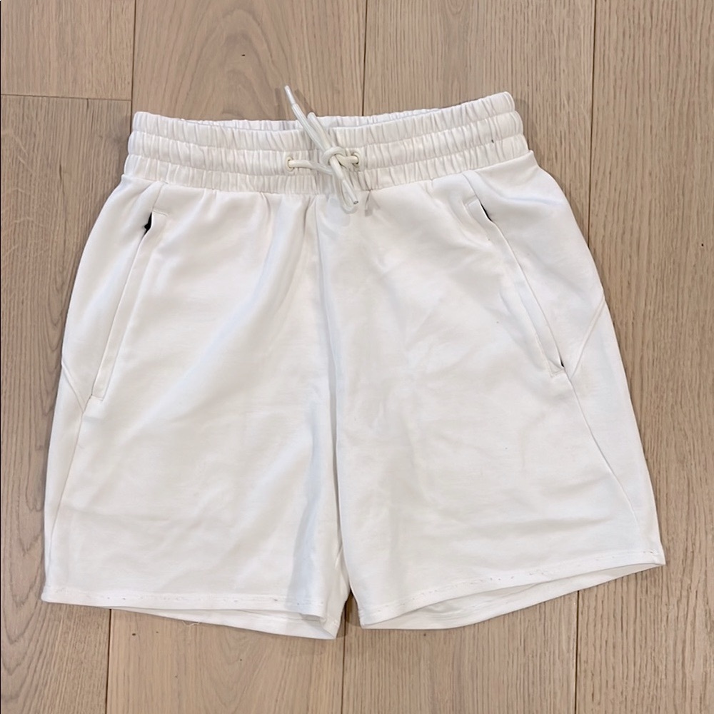 Gilly Hicks Men’s White Athletic Shorts Size XXS